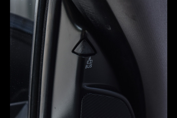 Volvo XC60 2.0 T5 FWD POLAR+ | NL AUTO | XENON-LED | PANORAMADAK | CAMERA | ADAPTIVE CRUISE | INTELLISAFE PRO | LEDER