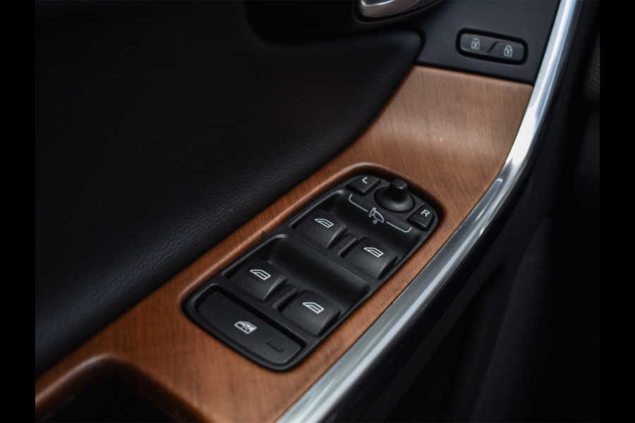 Volvo XC60 2.0 T5 FWD POLAR+ | NL AUTO | XENON-LED | PANORAMADAK | CAMERA | ADAPTIVE CRUISE | INTELLISAFE PRO | LEDER
