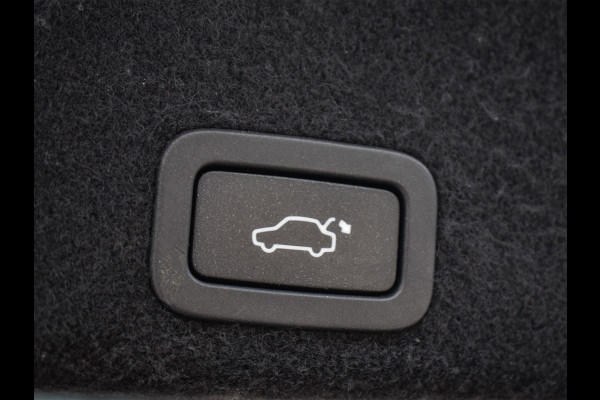 Volvo XC60 2.0 T5 FWD POLAR+ | NL AUTO | XENON-LED | PANORAMADAK | CAMERA | ADAPTIVE CRUISE | INTELLISAFE PRO | LEDER