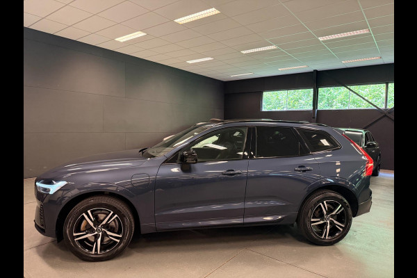 Volvo XC60 2.0 T6 AWD R-DESIGN BLACK-LINE PANO/LEDER/DAB/CARPLAY/H-KARDON/LED/ECC/PDC///