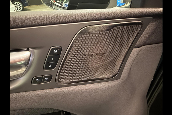 Volvo XC60 2.0 T6 AWD R-DESIGN BLACK-LINE PANO/LEDER/DAB/CARPLAY/H-KARDON/LED/ECC/PDC///