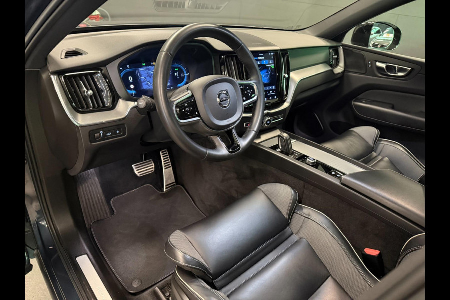Volvo XC60 2.0 T6 AWD R-DESIGN BLACK-LINE PANO/LEDER/DAB/CARPLAY/H-KARDON/LED/ECC/PDC///