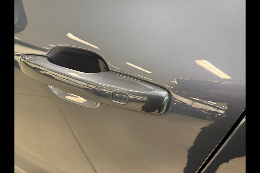 Volvo XC60 2.0 T6 AWD R-DESIGN BLACK-LINE PANO/LEDER/DAB/CARPLAY/H-KARDON/LED/ECC/PDC///