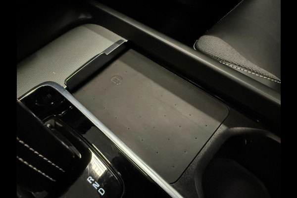 Volvo XC60 2.0 T6 AWD R-DESIGN BLACK-LINE PANO/LEDER/DAB/CARPLAY/H-KARDON/LED/ECC/PDC///
