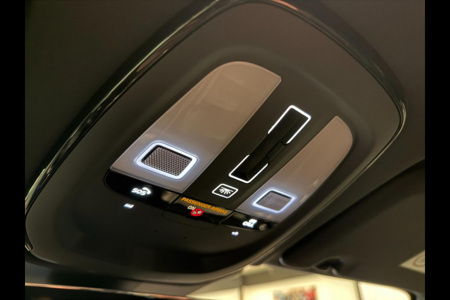 Volvo XC60 2.0 T6 AWD R-DESIGN BLACK-LINE PANO/LEDER/DAB/CARPLAY/H-KARDON/LED/ECC/PDC///