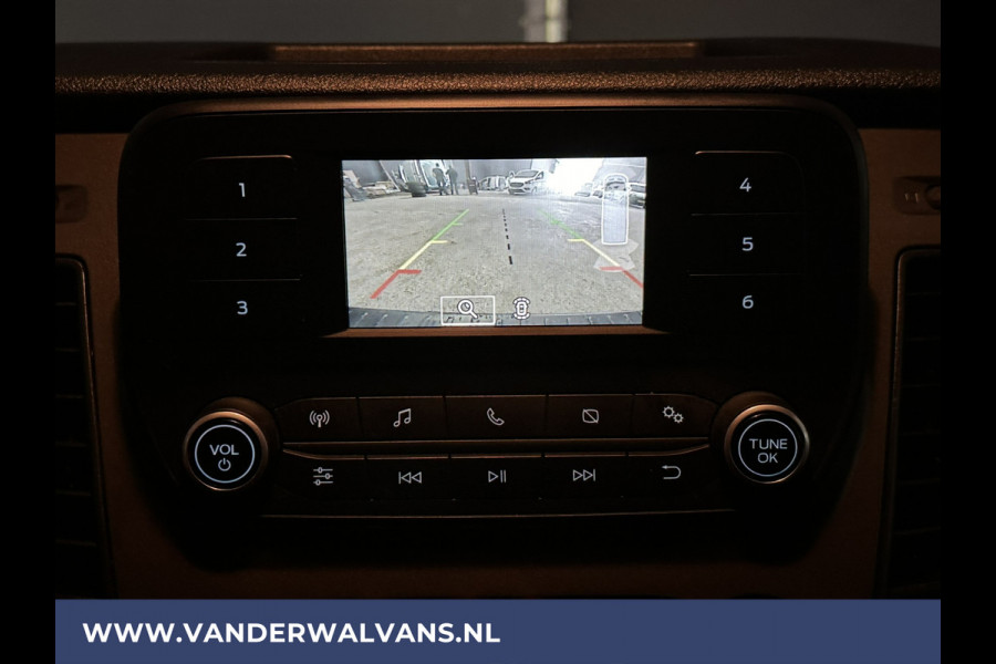 Ford Transit Custom 2.0 TDCI L1H1 Euro6 Airco | Camera | LED | Cruisecontrol | Parkeersensoren Bijrijdersbank, 2500kg trekvermogen