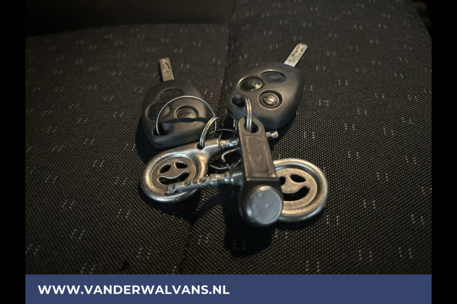Opel Movano 2.3 CDTI 146pk L2H2 Euro6 Airco | Imperiaal | Trap | Camera | Navigatie | 2500kg Trekhaak Cruisecontrol, Parkeersensoren, Bijrijdersbank