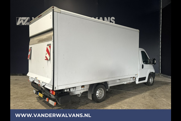Peugeot Boxer 2.2 BlueHDi 141pk Bakwagen Laadklep 1098kg laadvermogen Euro6 Airco | Bijrijdersbank