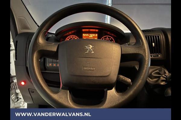 Peugeot Boxer 2.2 BlueHDi 141pk Bakwagen Laadklep 1098kg laadvermogen Euro6 Airco | Bijrijdersbank