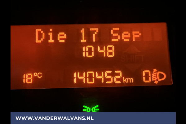 Peugeot Boxer 2.2 BlueHDi 141pk Bakwagen Laadklep 1098kg laadvermogen Euro6 Airco | Bijrijdersbank