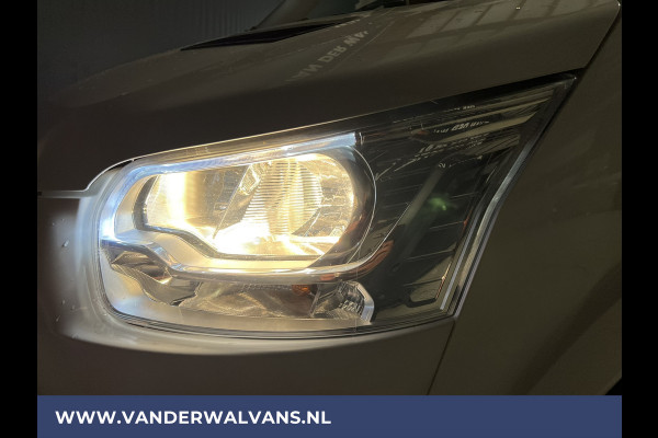 Ford Transit 2.0 TDCI 131pk L3H2 Euro6 Airco | Camera | Navigatie | Apple Carplay | LED | Cruisecontrol Parkeersensoren, Stoelverwarming, Verwarmde voorruit, Bijrijdersbank