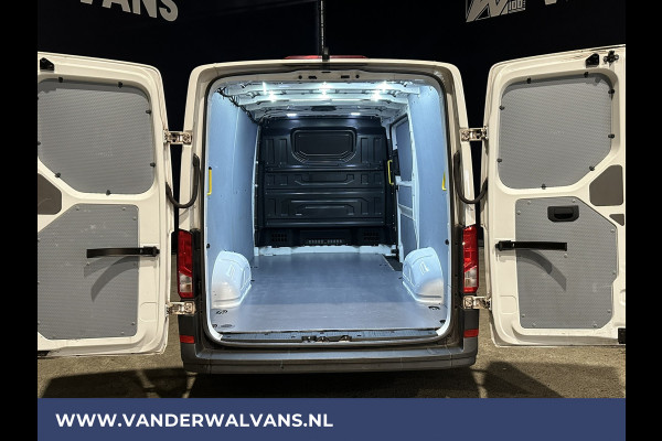 Volkswagen Crafter 2.0 TDI 141pk L3H2 L2H1 Euro6 Airco | Navigatie | Camera | Apple Carplay Android Auto, Parkeersensoren, Bijrijdersbank