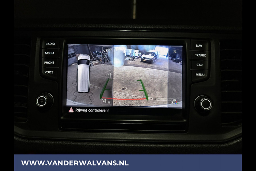 Volkswagen Crafter 2.0 TDI 141pk L3H2 L2H1 Euro6 Airco | Navigatie | Camera | Apple Carplay Android Auto, Parkeersensoren, Bijrijdersbank