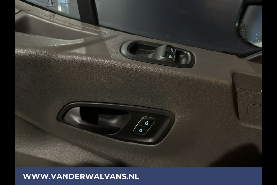 Ford Transit 2.0 TDCI 131pk L3H2 Euro6 Airco | Camera | Navigatie | Apple Carplay | Cruisecontrol | Stoelverwarming Android Auto, Verwarmde voorruit, Parkeersensoren, Bijrijdersbank