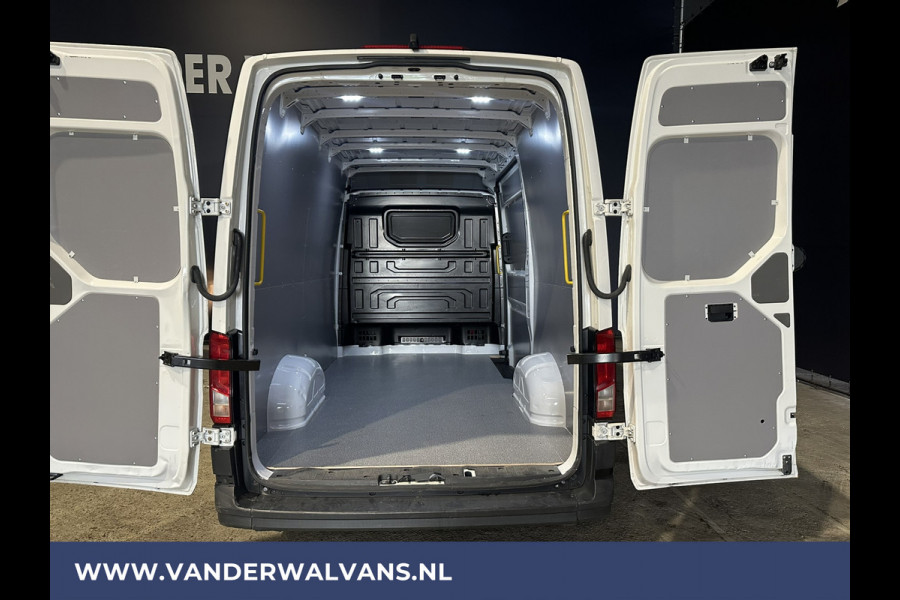 Volkswagen Crafter 2.0 TDI 140pk L3H3 L2H2 Euro6 Airco | Camera | Apple carplay | Android auto bijrijdersbank