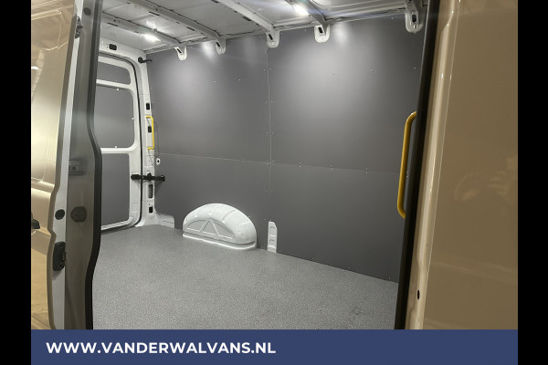 Volkswagen Crafter 2.0 TDI 140pk L3H3 L2H2 Euro6 Airco | Camera | Apple carplay | Android auto bijrijdersbank