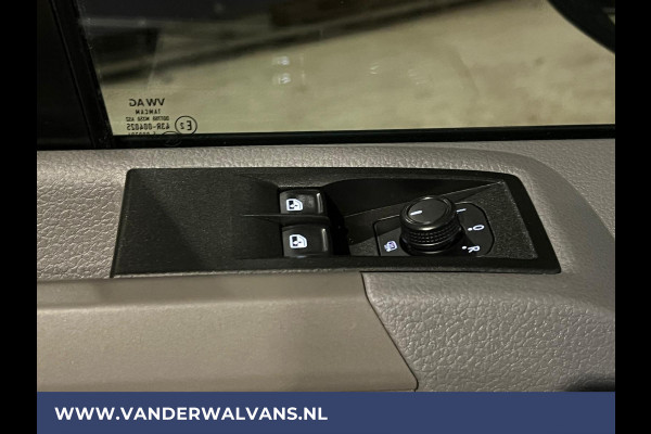 Volkswagen Crafter 2.0 TDI 140pk L3H3 L2H2 Euro6 Airco | Camera | Apple carplay | Android auto bijrijdersbank