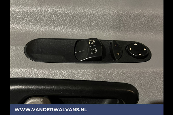 Mercedes-Benz Sprinter 316 CDI 163 pk L2H2 Euro6 Airco | 2800kg trekhaak | Cruisecontrol | Parkeersensoren