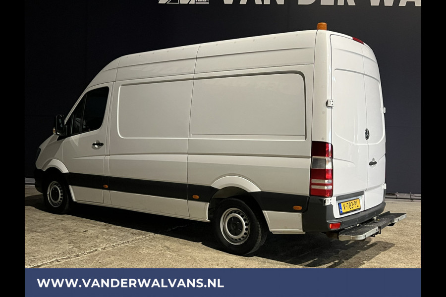 Mercedes-Benz Sprinter 316 CDI 164pk L2H2 Euro6 Airco | 2800kg trekhaak | Cruisecontrol | Parkeersensoren