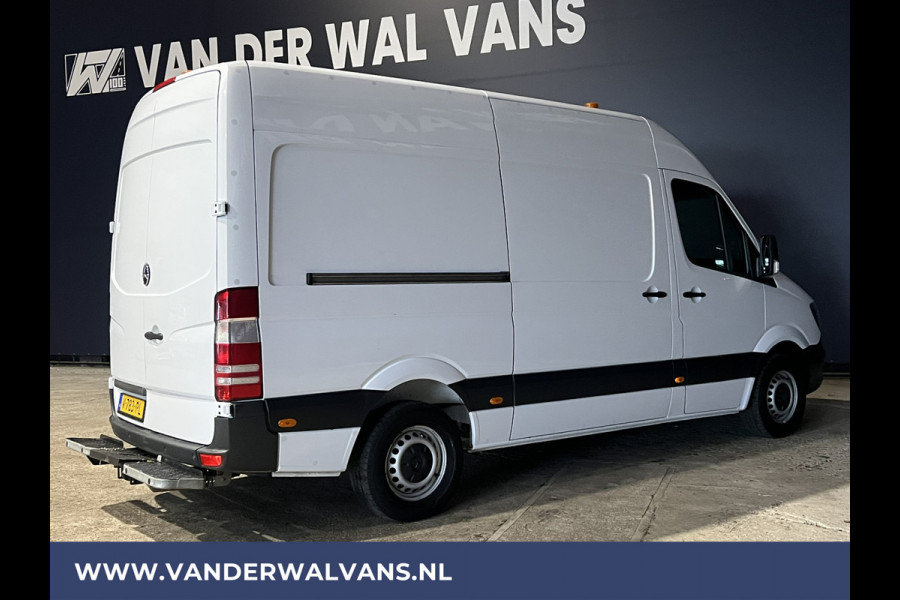 Mercedes-Benz Sprinter 316 CDI 164pk L2H2 Euro6 Airco | 2800kg trekhaak | Cruisecontrol | Parkeersensoren