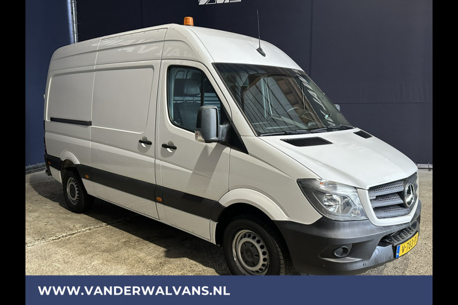 Mercedes-Benz Sprinter 316 CDI 164pk L2H2 Euro6 Airco | 2800kg trekhaak | Cruisecontrol | Parkeersensoren