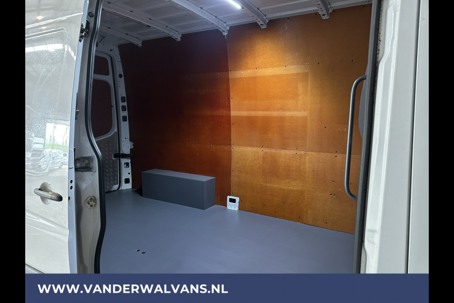Mercedes-Benz Sprinter 316 CDI 164pk L2H2 Euro6 Airco | 2800kg trekhaak | Cruisecontrol | Parkeersensoren