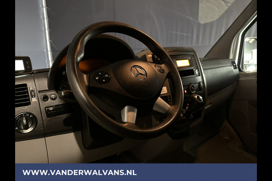 Mercedes-Benz Sprinter 316 CDI 163 pk L2H2 Euro6 Airco | 2800kg trekhaak | Cruisecontrol | Parkeersensoren zijdeur