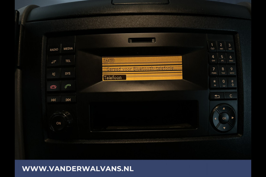 Mercedes-Benz Sprinter 316 CDI 163 pk L2H2 Euro6 Airco | 2800kg trekhaak | Cruisecontrol | Parkeersensoren zijdeur