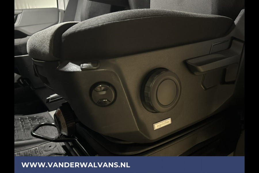 Volkswagen Crafter 2.0 TDI 141pk L3H3 L2H2 Euro6 Airco | Camera | Apple Carplay | Cruisecontrol Chauffeursstoel, Android Auto