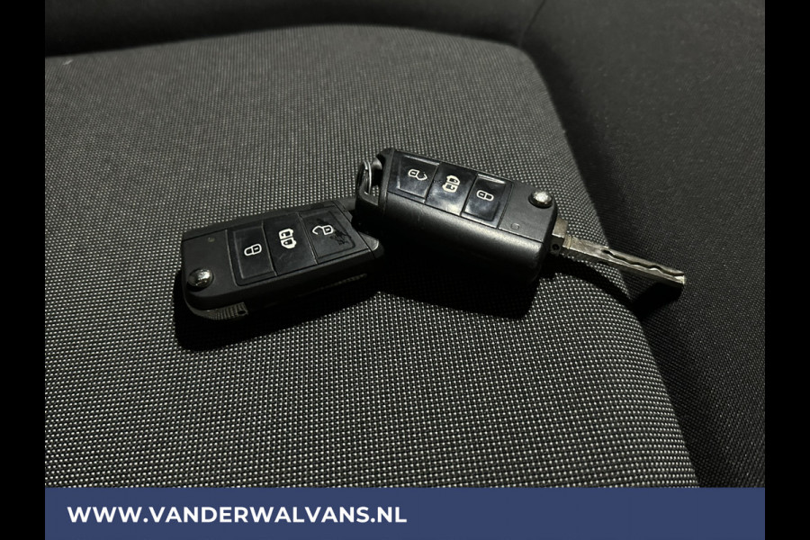 Volkswagen Crafter 2.0 TDI 141pk L3H3 L2H2 Euro6 Airco | Camera | Apple Carplay | Cruisecontrol Chauffeursstoel, Android Auto