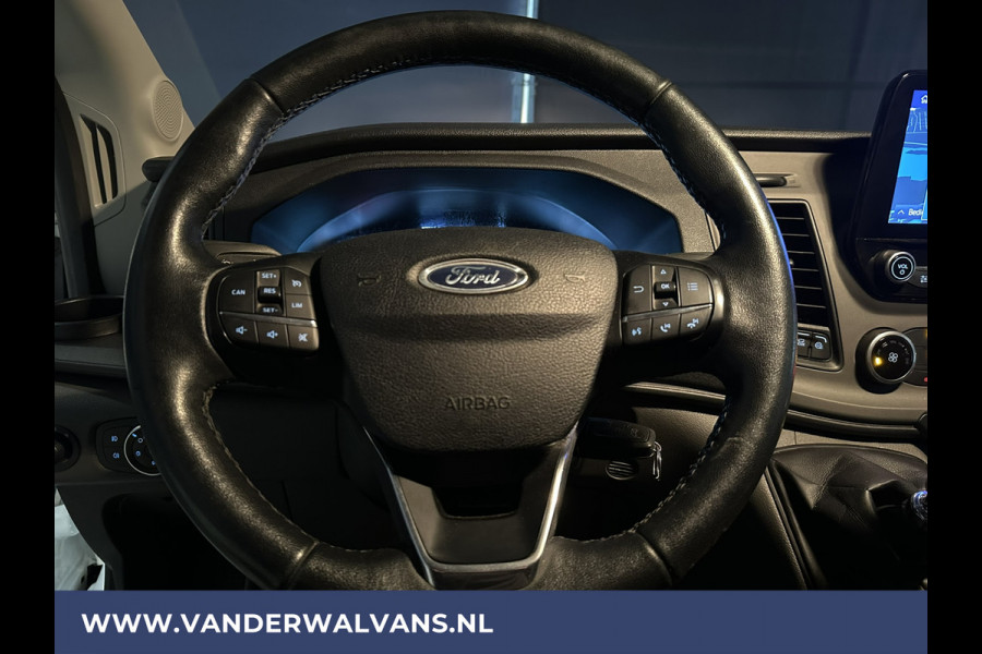 Ford Transit 2.0 TDCI 131pk L4H3 Jumbo Euro6 Airco | Camera | Navigatie | Apple Carplay | Cruisecontrol Android Auto, Stoelverwarming, Verwarmde voorruit, Parkeersensoren, Bijrijdersbank