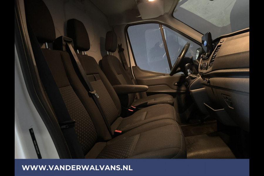 Ford Transit 2.0 TDCI 131pk L4H3 Jumbo Euro6 Airco | Camera | Navigatie | Apple Carplay | Cruisecontrol Android Auto, Stoelverwarming, Verwarmde voorruit, Parkeersensoren, Bijrijdersbank