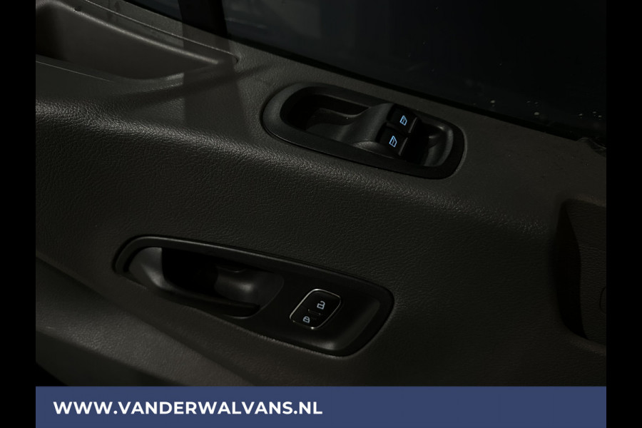 Ford Transit 2.0 TDCI 131pk L4H3 Jumbo Euro6 Airco | Camera | Navigatie | Apple Carplay | Cruisecontrol Android Auto, Stoelverwarming, Verwarmde voorruit, Parkeersensoren, Bijrijdersbank