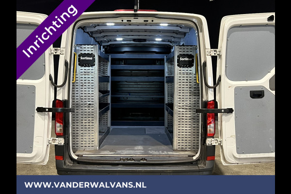 Volkswagen Crafter 2.0 TDI 141pk L3H2 L2H1 inrichting Euro6 Airco | Camera | Apple Carplay | Android Auto Parkeersensoren, Bijrijdersbank, 3000kg trekvermogen