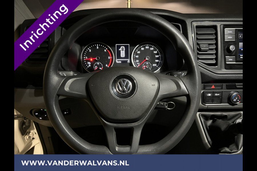 Volkswagen Crafter 2.0 TDI 141pk L3H2 L2H1 inrichting Euro6 Airco | Camera | Apple Carplay | Android Auto Parkeersensoren, Bijrijdersbank, 3000kg trekvermogen