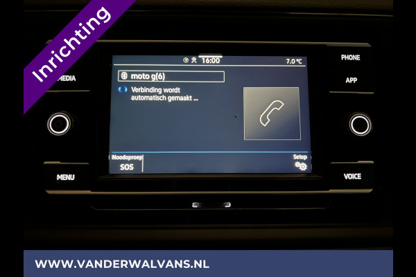 Volkswagen Crafter 2.0 TDI 141pk L3H2 L2H1 inrichting Euro6 Airco | Camera | Apple Carplay | Android Auto Parkeersensoren, Bijrijdersbank, 3000kg trekvermogen
