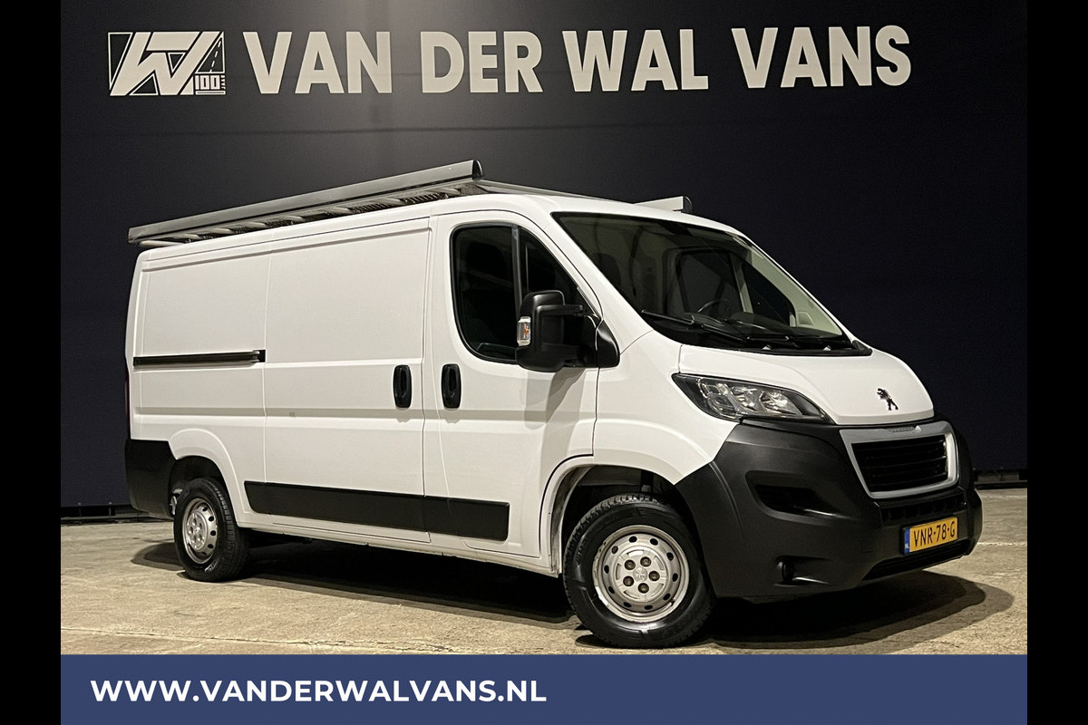 Peugeot Boxer 2.2 BlueHDi 141pk L2H1 Euro6 Airco | Navigatie | Camera | Cruisecontrol | imperiaal, 2500kg trekhaak, parkeersensoren, bijrijdersbank, trap Peugeot Boxer 2.2 BlueHDi 141pk L2H1 Euro6 Airco | Navigatie | Camera | Cruisecontrol | imperiaal, 2500kg trekhaak, parkeersensoren, bijrijdersbank, trap