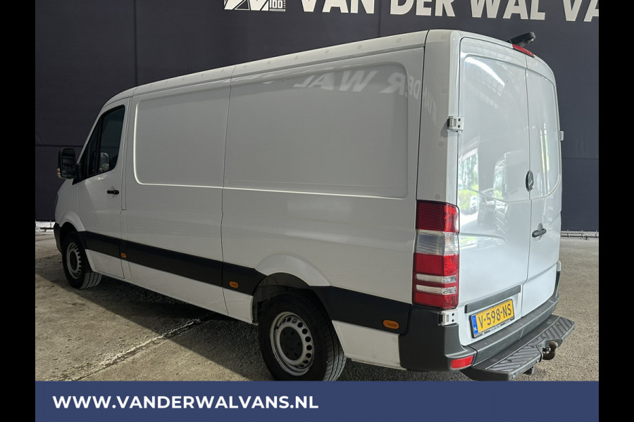 Mercedes-Benz Sprinter 316 CDI 164pk L2H1 Euro6 Airco | Camera | Navigatie | 2800kg Trekhaak | Cruisecontrol Chauffeursstoel, Parkeersensoren