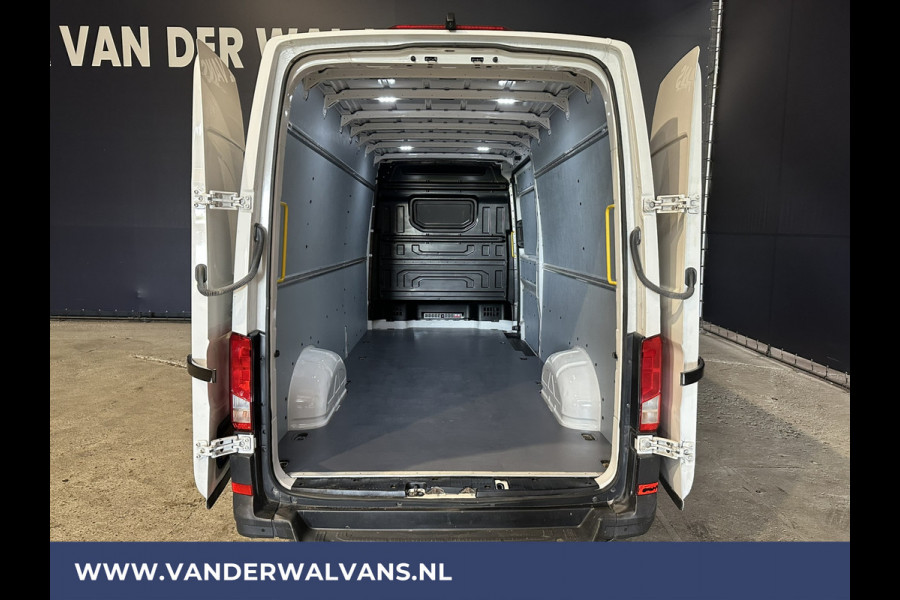 Volkswagen Crafter 2.0 TDI 141pk L4H3 L3H2 Euro6 Airco | Camera | Apple Carplay | Android Auto | Parkeersensoren Bijrijdersbank, 3000kg trekvermogen