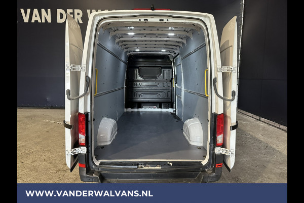 Volkswagen Crafter 2.0 TDI 141pk L4H3 L3H2 Euro6 Airco | Camera | Apple Carplay | Android Auto | Parkeersensoren Bijrijdersbank, 3000kg trekvermogen