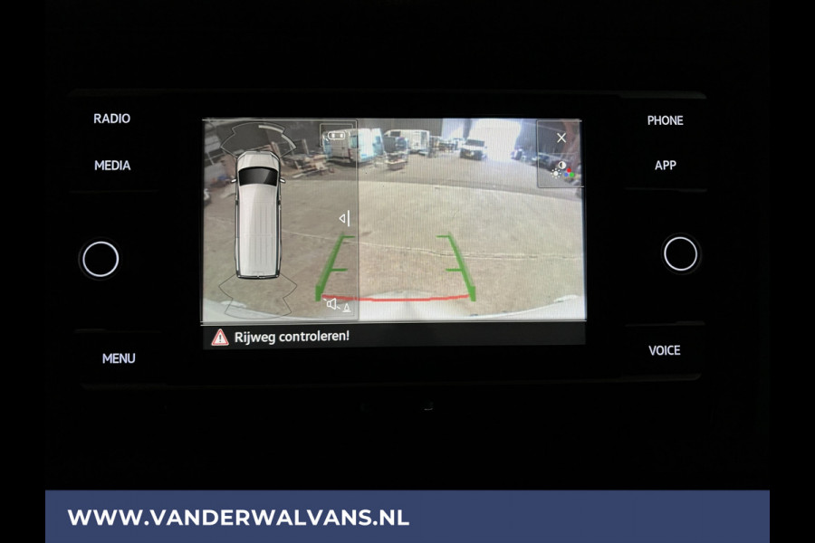 Volkswagen Crafter 2.0 TDI 141pk L4H3 L3H2 Euro6 Airco | Camera | Apple Carplay | Android Auto | Parkeersensoren Bijrijdersbank, 3000kg trekvermogen