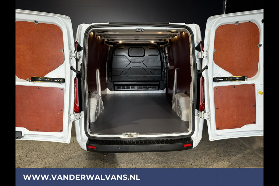 Ford Transit Custom 2.0 TDCI 130 pk L2H1 Euro6 Airco | Cruisecontrol | LED | Verwarmde voorruit | Parkeersensoren, Bijrijdersbank, 2800kg Trekvermogen
