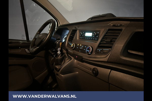 Ford Transit Custom 2.0 TDCI 130 pk L2H1 Euro6 Airco | Cruisecontrol | LED | Verwarmde voorruit | Parkeersensoren, Bijrijdersbank, 2800kg Trekvermogen