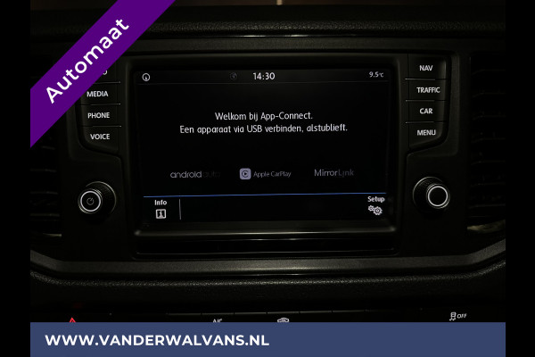 Volkswagen Crafter 2.0 TDI 141pk Automaat L3H2 L2H1 Euro6 Airco | Camera | Apple Carplay | 3000kg Trekhaak | Navigatie Android Auto, Bijrijdersbank