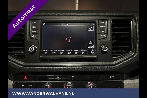 Volkswagen Crafter 2.0 TDI 141pk Automaat L3H2 L2H1 Euro6 Airco | Camera | Apple Carplay | 3000kg Trekhaak | Navigatie Android Auto, Bijrijdersbank
