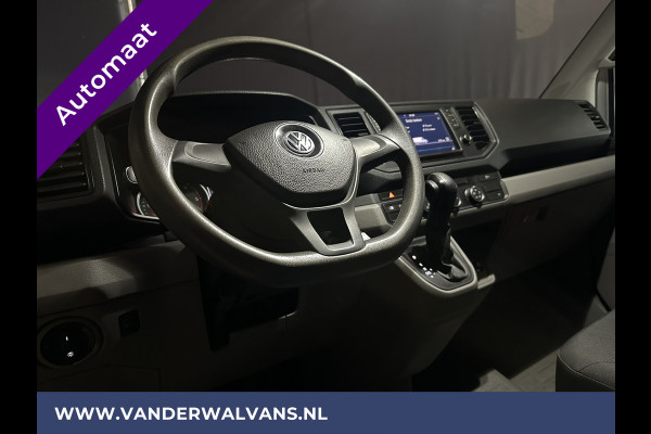 Volkswagen Crafter 2.0 TDI 141pk Automaat L3H2 L2H1 Euro6 Airco | Camera | Apple Carplay | 3000kg Trekhaak | Navigatie Android Auto, Bijrijdersbank