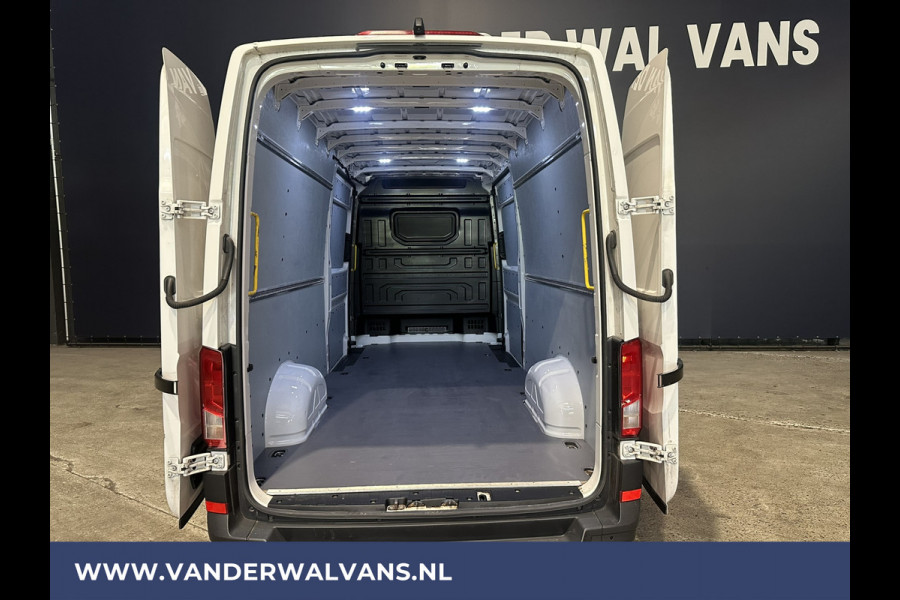 Volkswagen Crafter 2.0 TDI 141pk L4H3 L3H2 Euro6 Airco | 2x zijdeur | Camera | Apple Carplay | Android Auto, Parkeersensoren, Bijrijdersbank