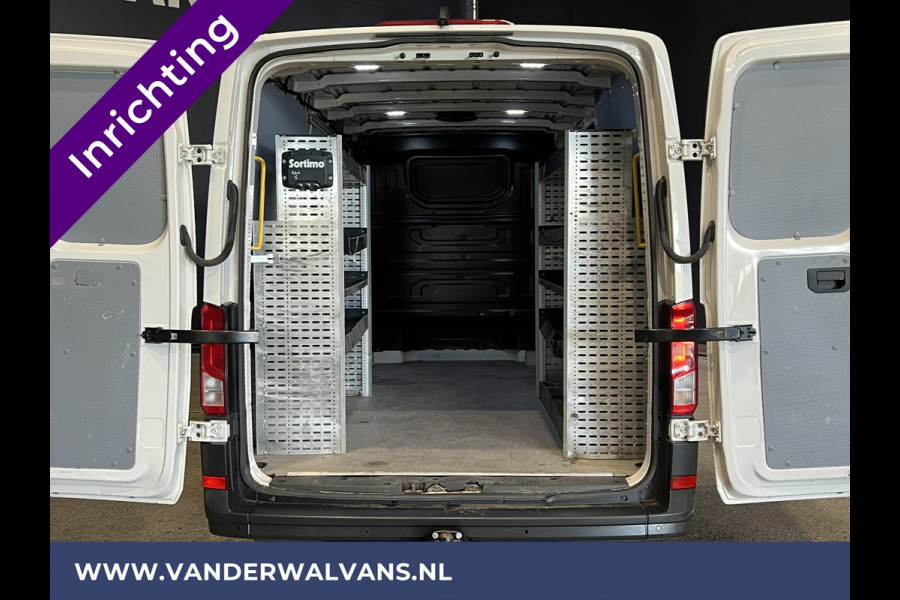 Volkswagen Crafter 2.0 TDI 140 pk L3H2 L2H1 Inrichting Euro6 Airco | Camera | Apple Carplay | Andoid Auto 3000kg Trekhaak, Parkeersensoren, Bijrijdersbank
