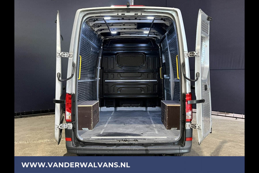 Volkswagen Crafter 2.0 TDI 141pk L3H3 L2H2 Euro6 Airco | Camera | Apple Carplay | Android Auto | Cruisecontrol Parkeersensoren, Bijrijdersbank