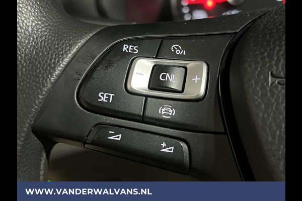 Volkswagen Crafter 2.0 TDI 141pk L3H3 L2H2 Euro6 Airco | Camera | Apple Carplay | Android Auto | Cruisecontrol Parkeersensoren, Bijrijdersbank
